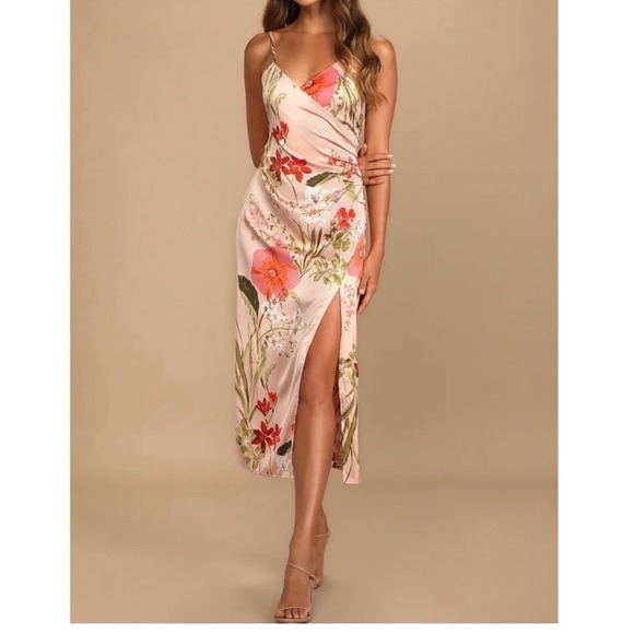 Lulus Dresses & Skirts - NWT Lulus Remarkable
Entrance Pink Floral Print Satin
Midi Dress Small